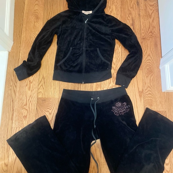 Juicy Couture Black and pink vintage Velour Tracksuit - Picture 2 of 4